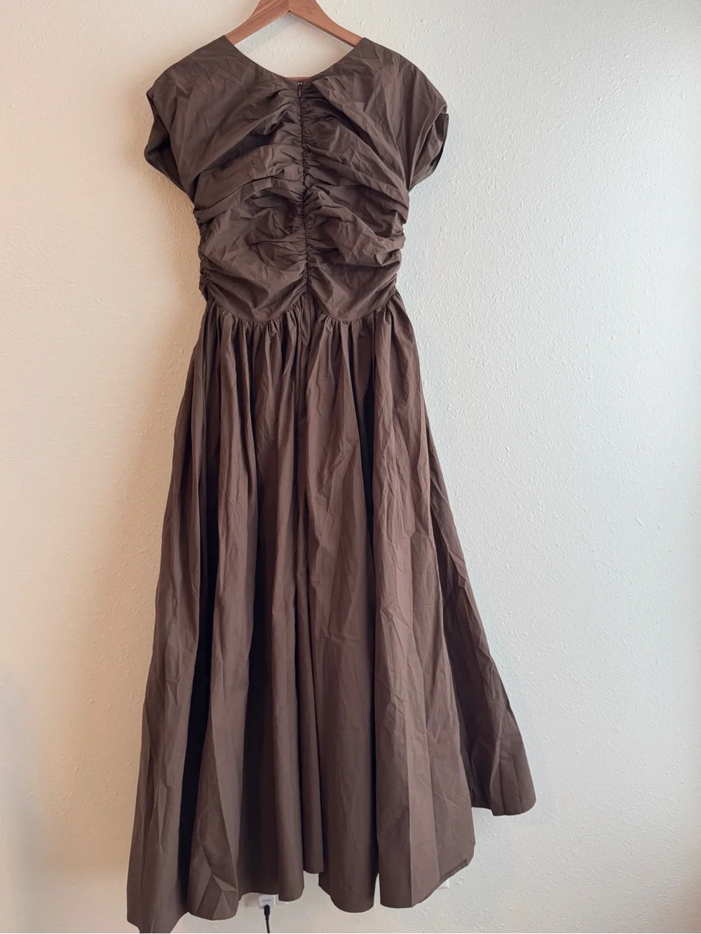 NWT L $417 Elegant Brown Maxi Dress Dahlia Walnut